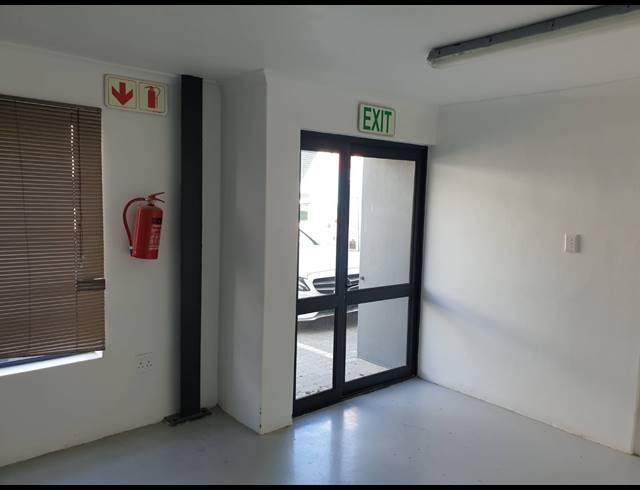245M² WAREHOUSE TO LET IN RIVERGATE